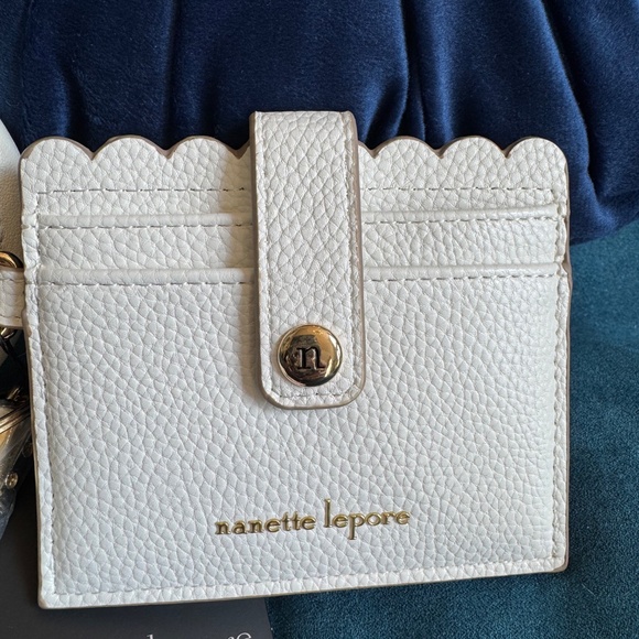 Nanette Lepore Hands-Free Wallet Key Ring & Bracelet NWT - Picture 3 of 6